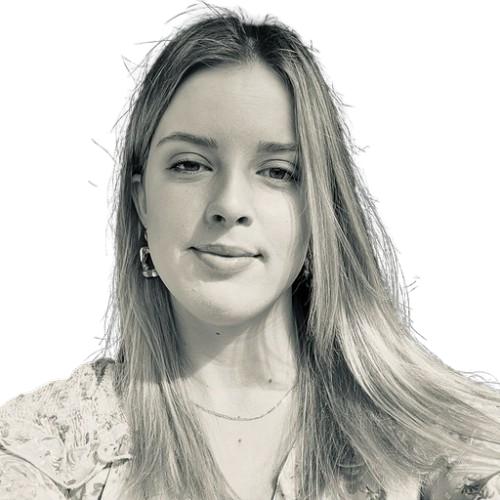 Ella_M-removebg-preview